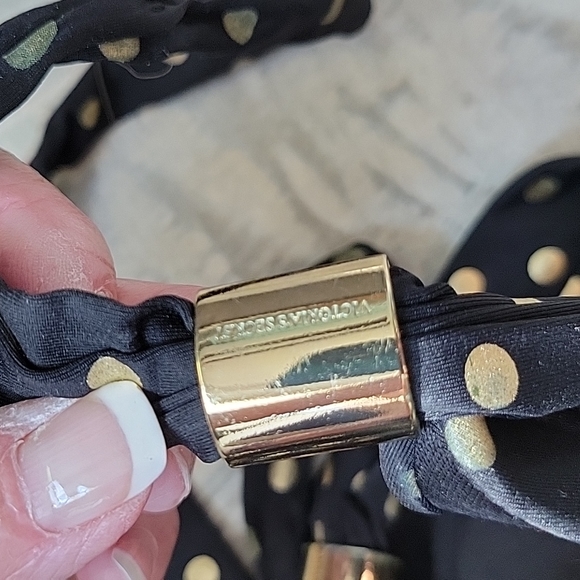 Victoria's Secret Sexy bikini - Picture 14 of 14